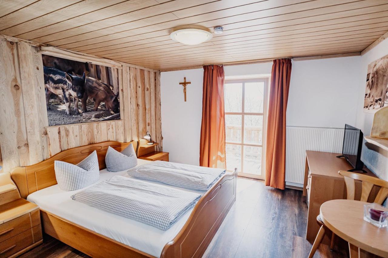 Landhotel Zum Matthiasl Bischofsreut Esterno foto